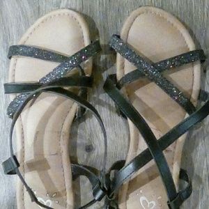 Justice black strapped sandles